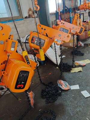 Low Headroom Electric Chain Hoist With Traveling Trolley Safe Operation